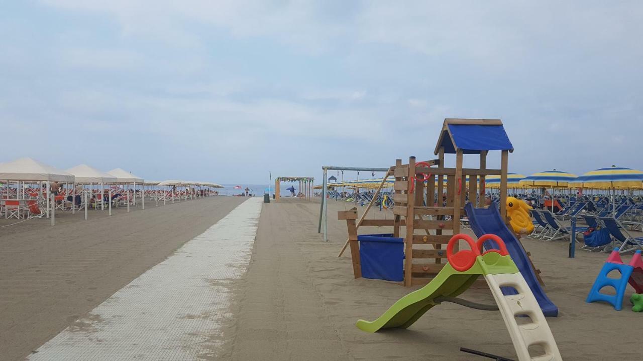 Villetta Cinquale Versilia 外观 照片